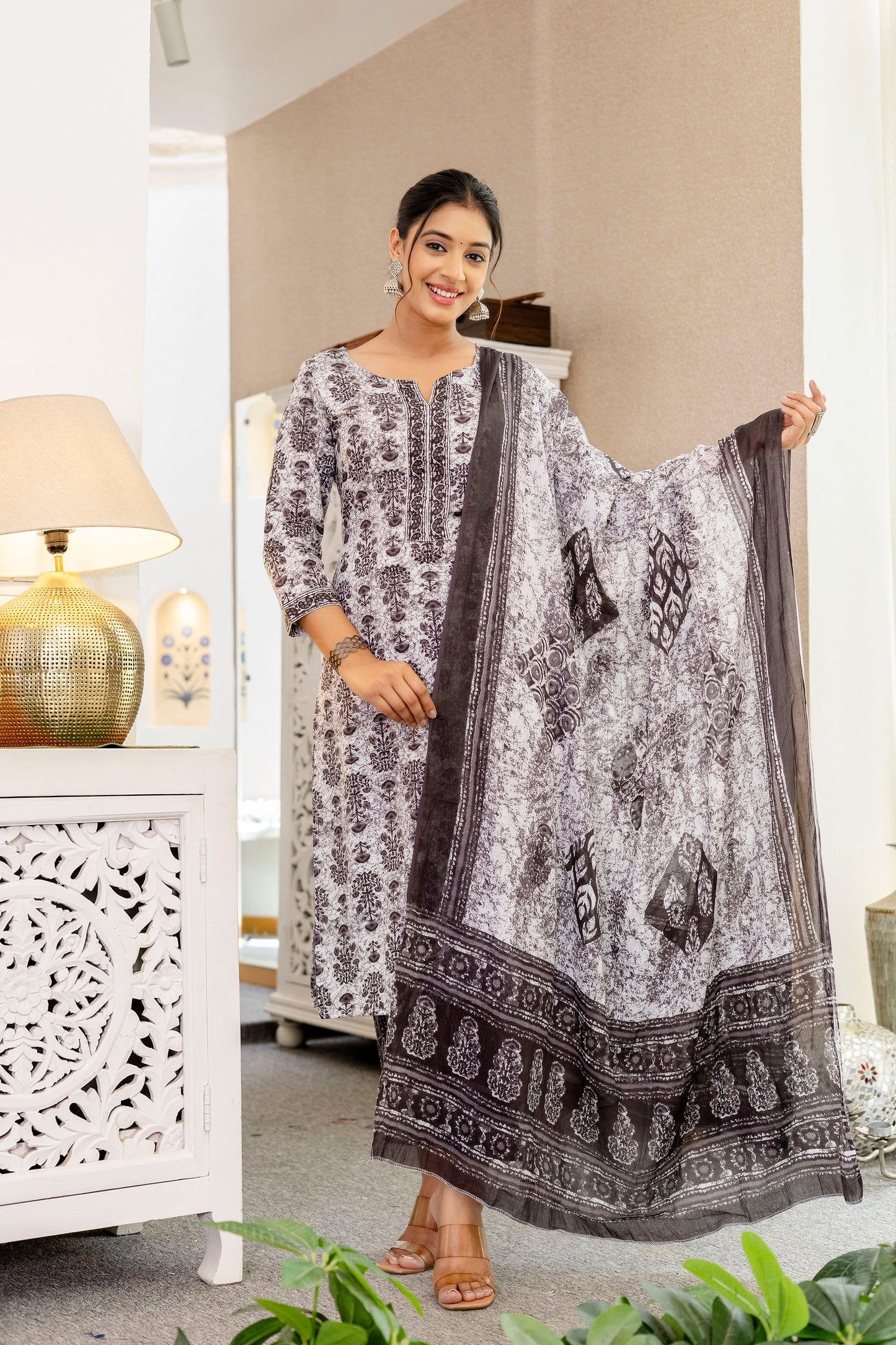 Shadowwhirl Cotton Dupatta Set