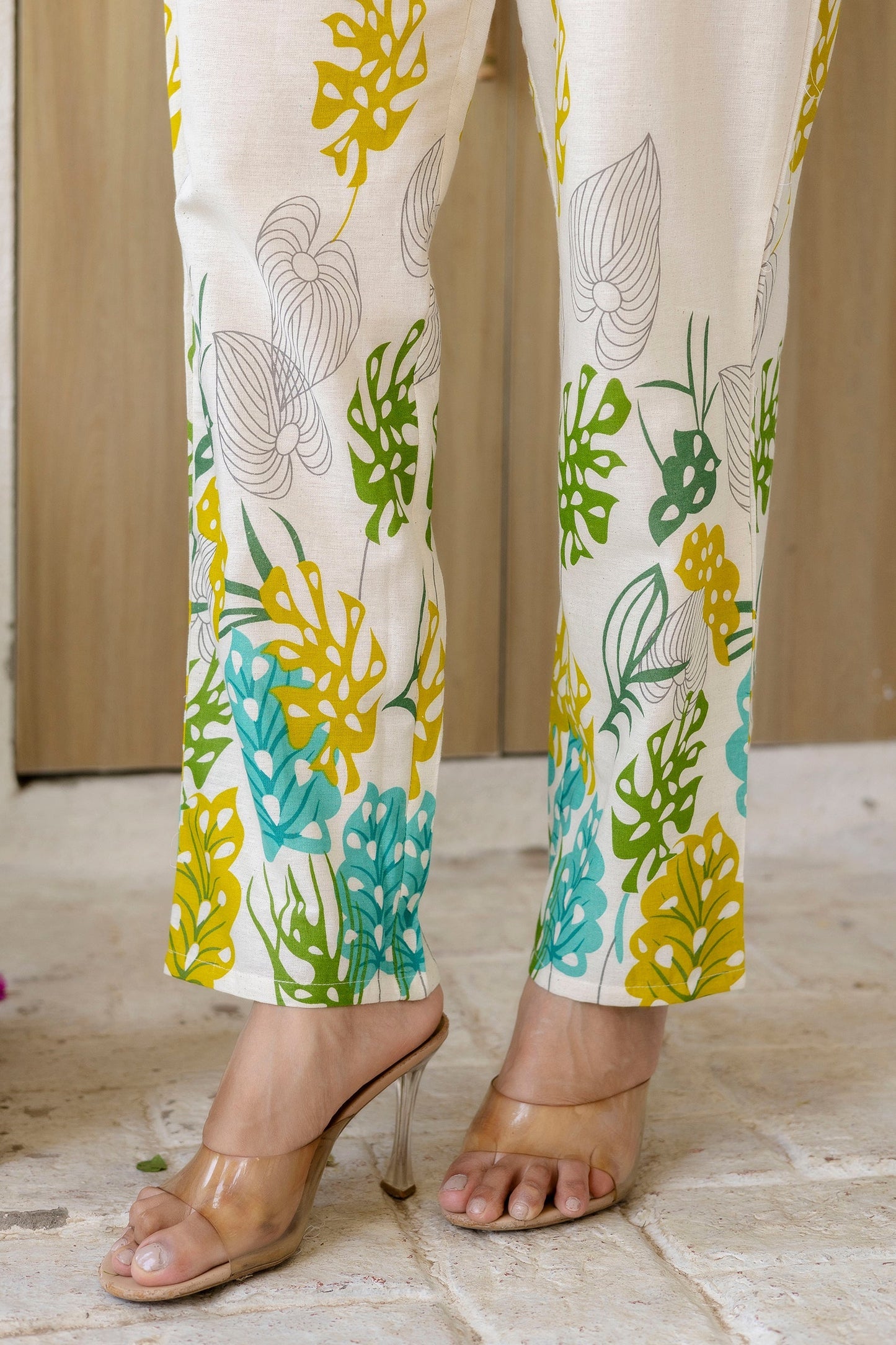 Porcelain Drift Off-White Cotton Flex Co-ord Set